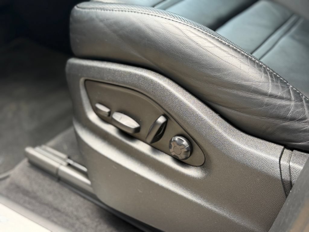 Certified 2023 Porsche Cayenne AWD/4WD image 27