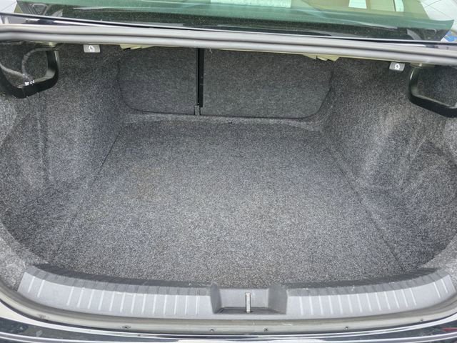 Used 2024 Volkswagen Jetta SE FWD image 13