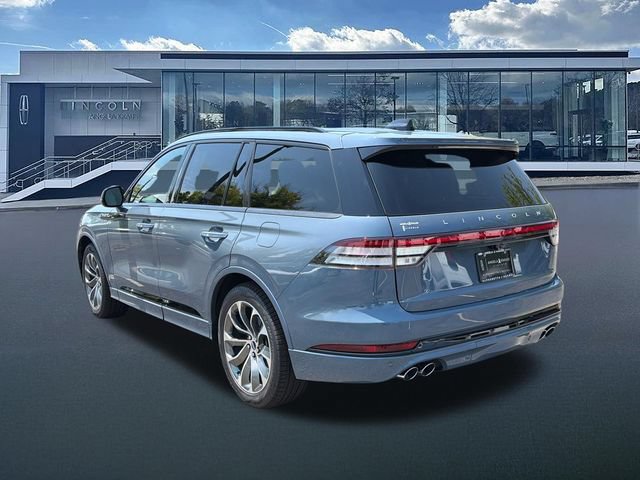 New 2026 Lincoln Aviator 2WD w/ Jet Appearance Package image 5