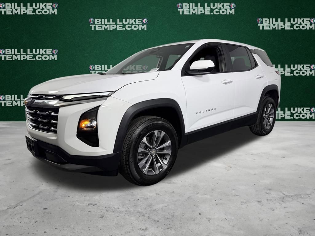 Used 2026 Chevrolet Equinox LT AWD/4WD image 3