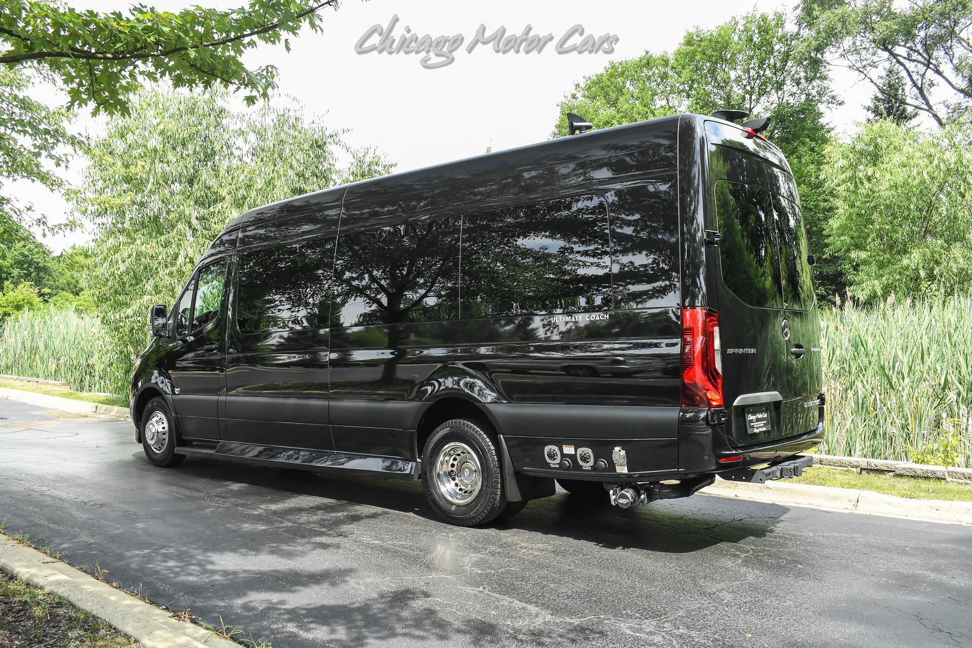 Used 2023 Mercedes-Benz Sprinter 3500 image 3