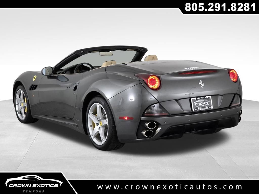 Used 2012 Ferrari California image 5