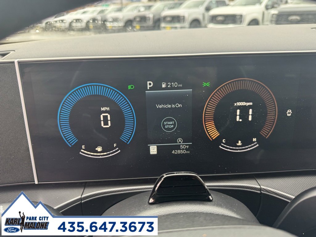 Used 2024 Hyundai Santa Fe SEL image 11