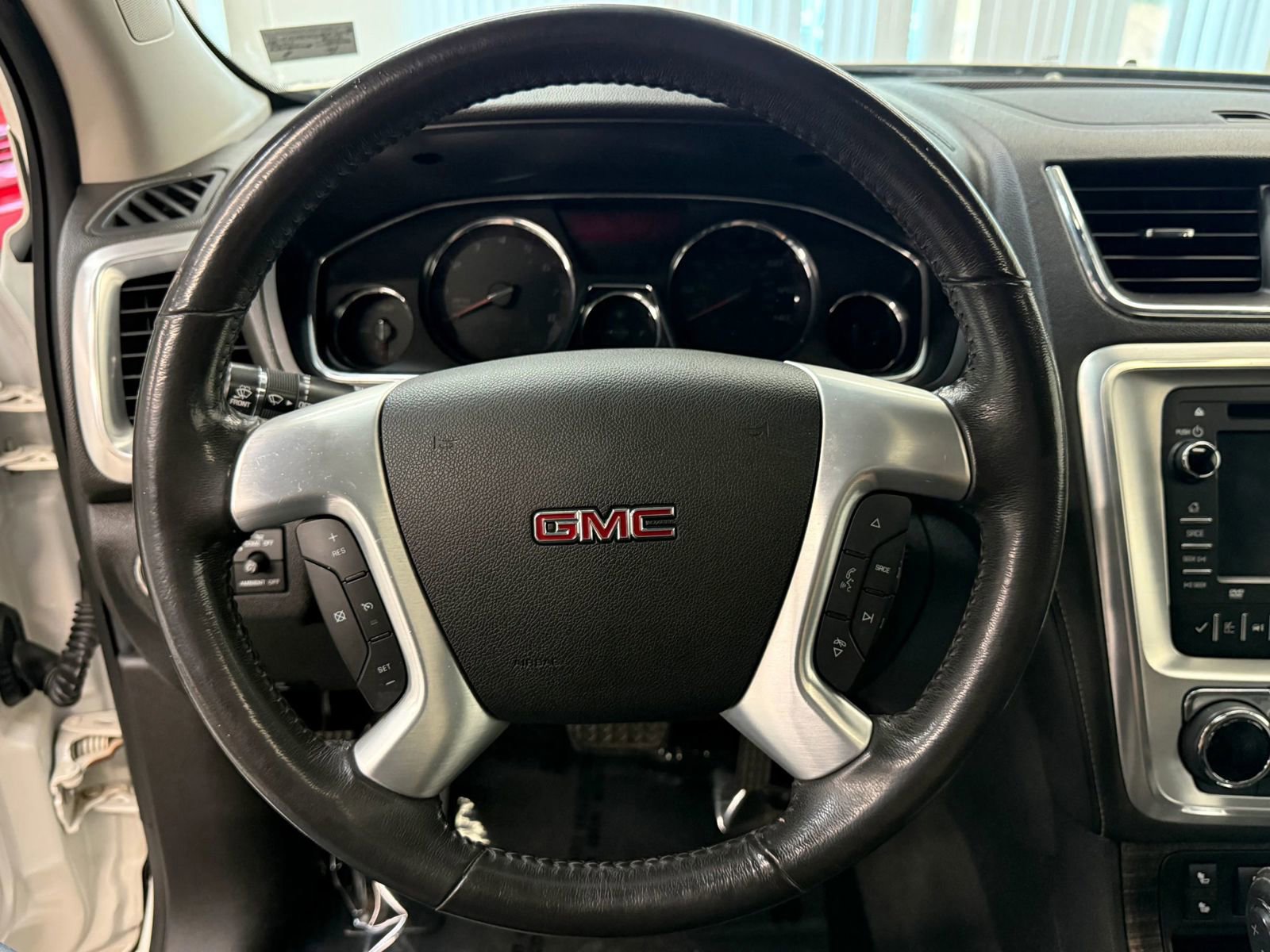 Used 2015 GMC Acadia SLT w/ Open Road Package image 34