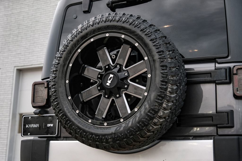 Used 2014 Jeep Wrangler Unlimited Sahara w/ Trailer Tow Group image 15