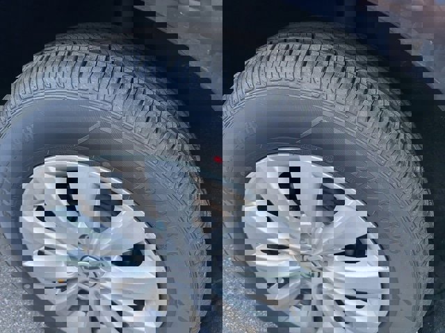 Used 2018 Volkswagen Beetle 2.0T S image 14