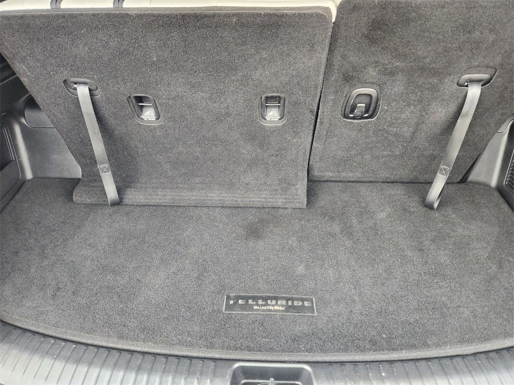 Used 2023 Kia Telluride S image 31