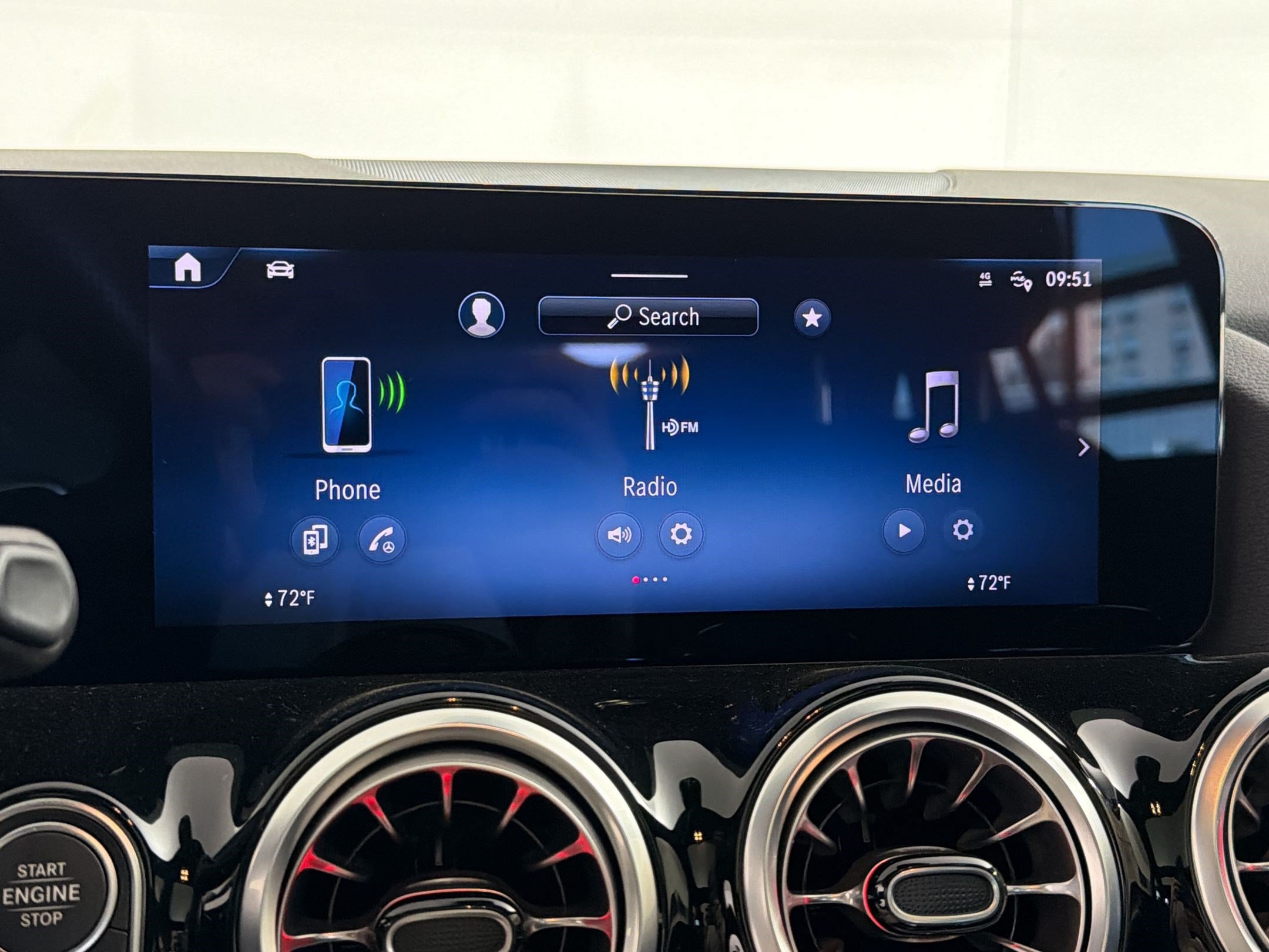 Used 2025 Mercedes-Benz GLA 35 AMG 4MATIC image 20