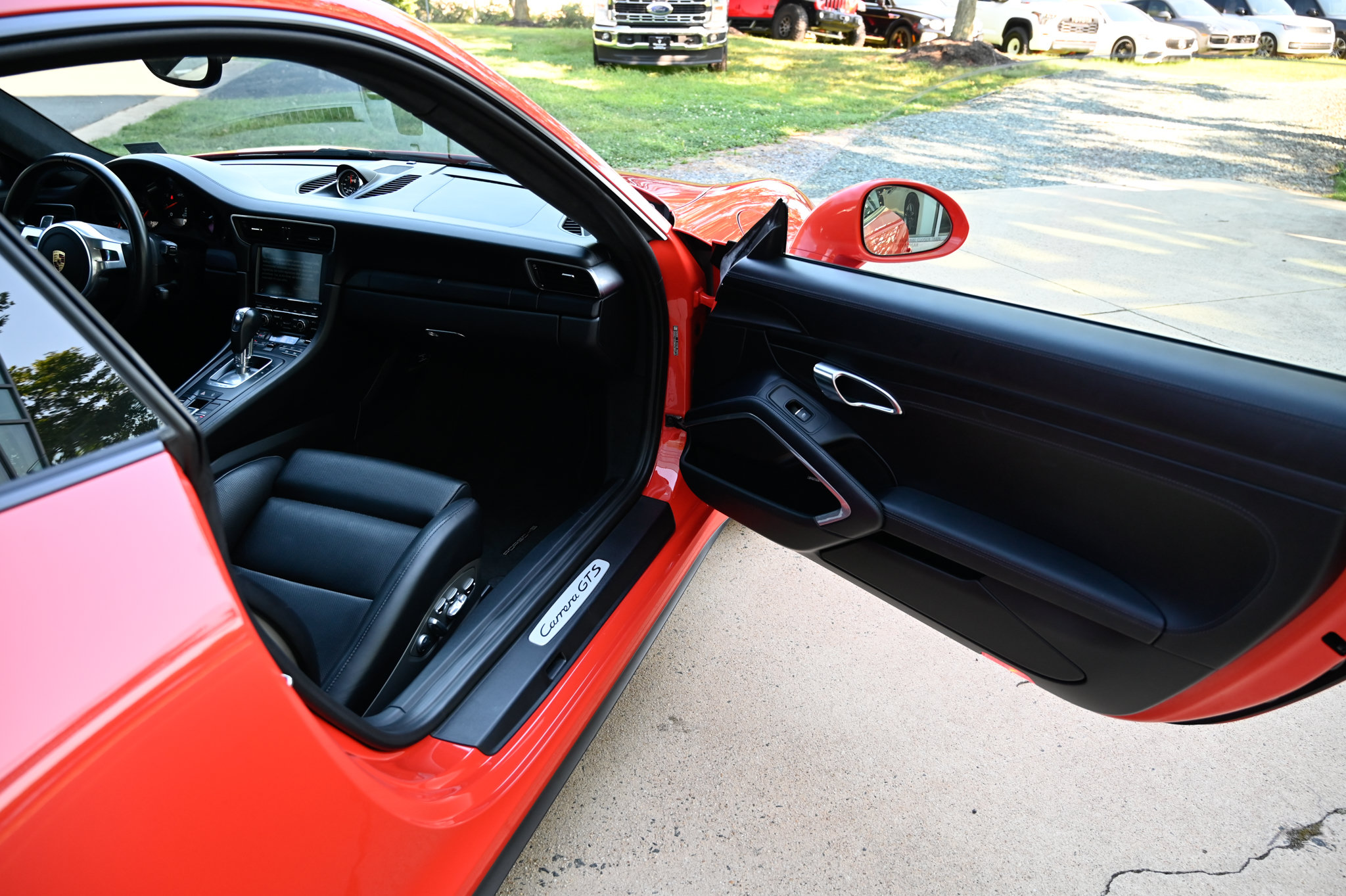 Used 2016 Porsche 911 Carrera GTS RWD image 37