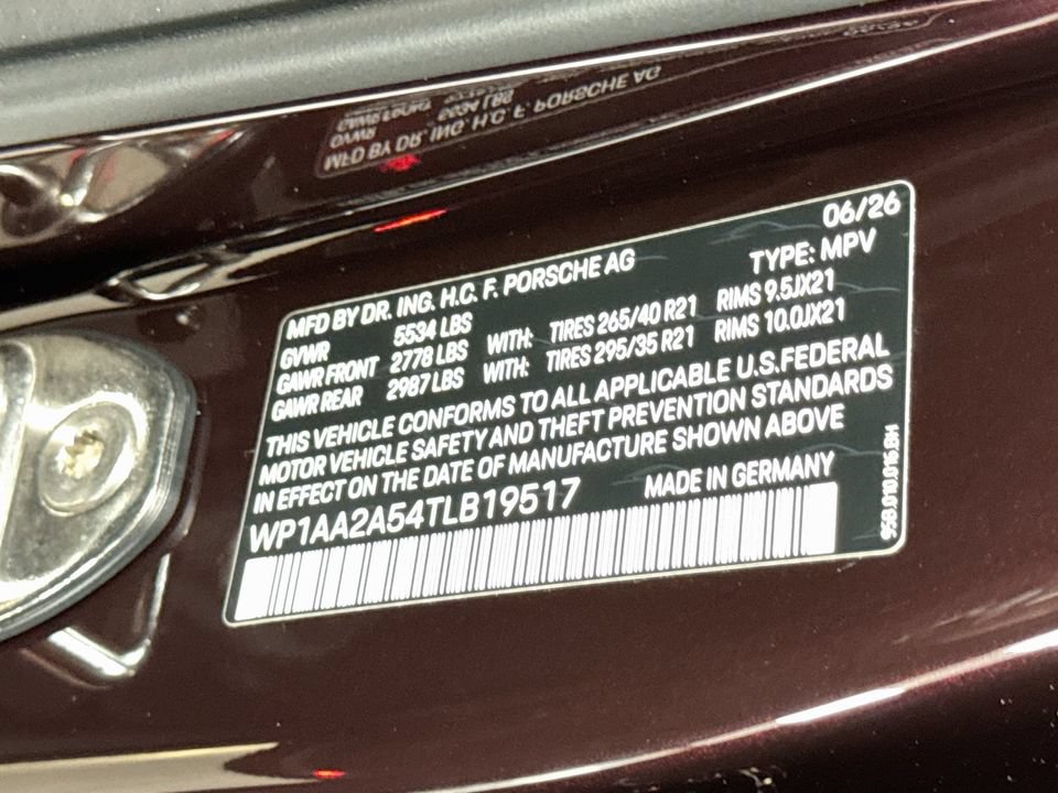New 2026 Porsche Macan AWD/4WD image 35