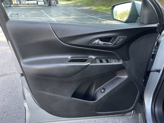 Used 2023 Chevrolet Equinox LT FWD image 22