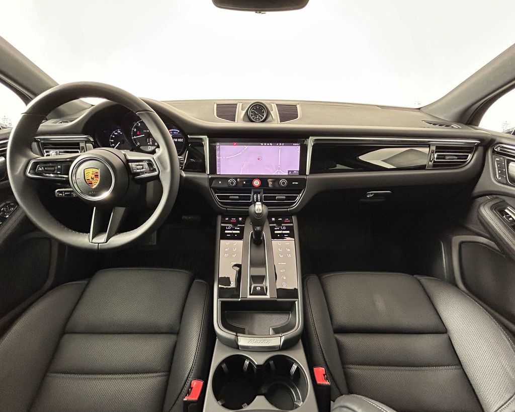New 2026 Porsche Macan AWD/4WD image 13