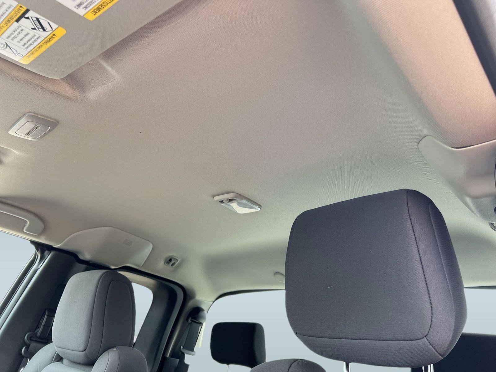 Used 2024 Nissan Frontier S w/ Technology Package image 27