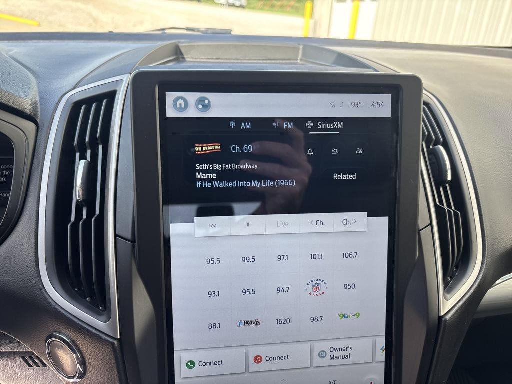 Used 2022 Ford Edge SEL w/ Convenience Package image 19