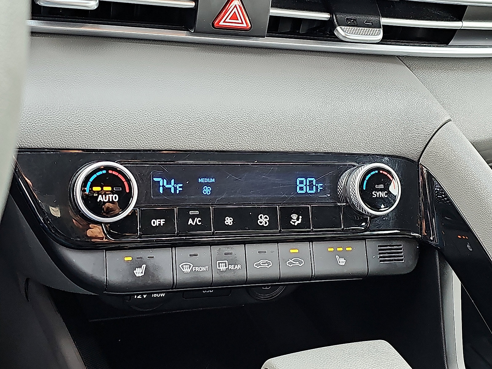 Used 2023 Hyundai Elantra Blue w/ Cargo Package image 15