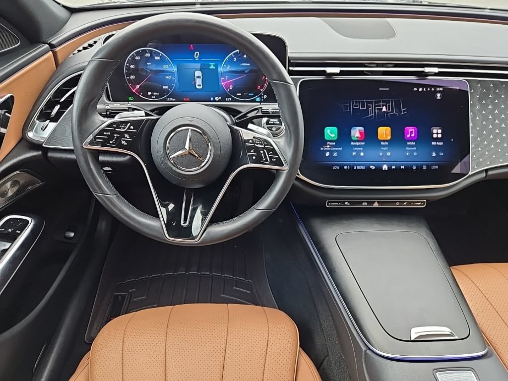 Used 2025 Mercedes-Benz E 350 4MATIC Sedan image 14