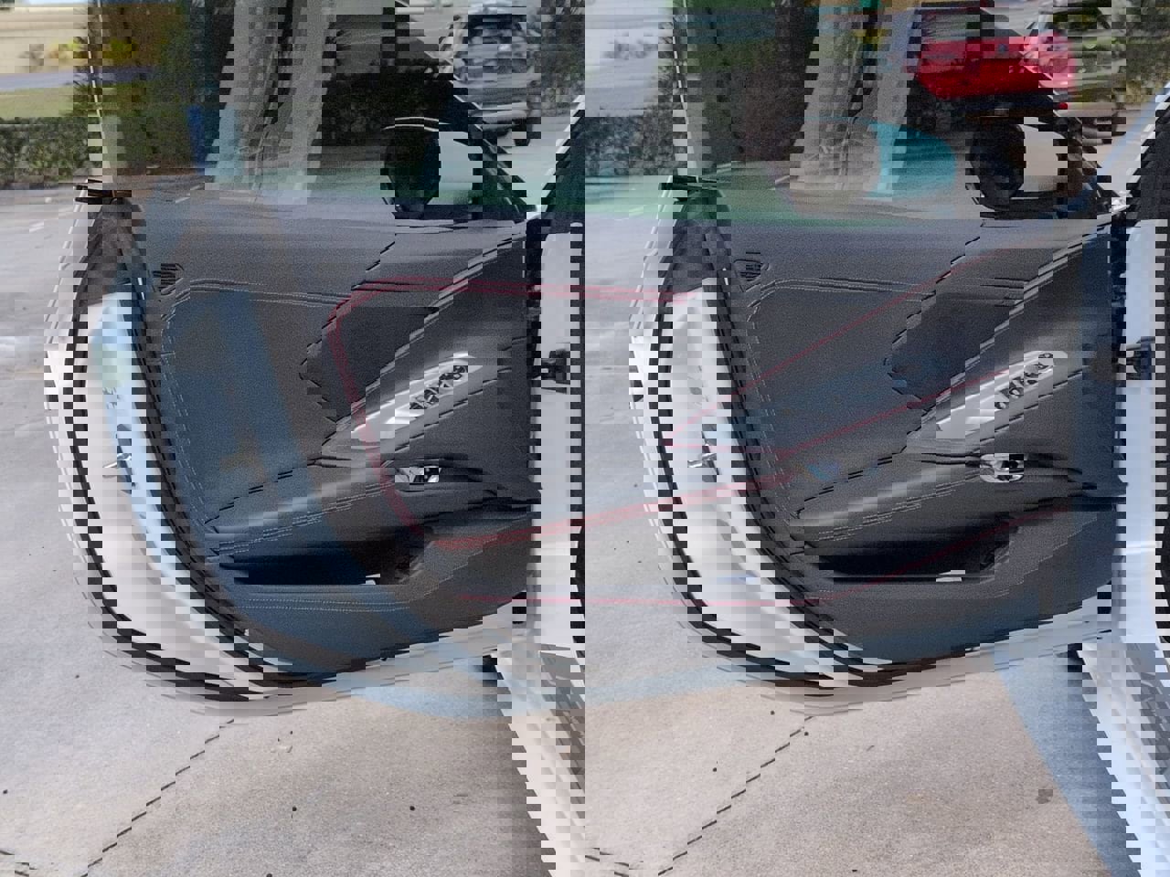 Used 2023 Chevrolet Corvette Stingray Convertible w/ 1LT RWD image 8