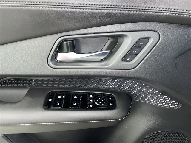 Certified 2024 Nissan Ariya AWD image 22