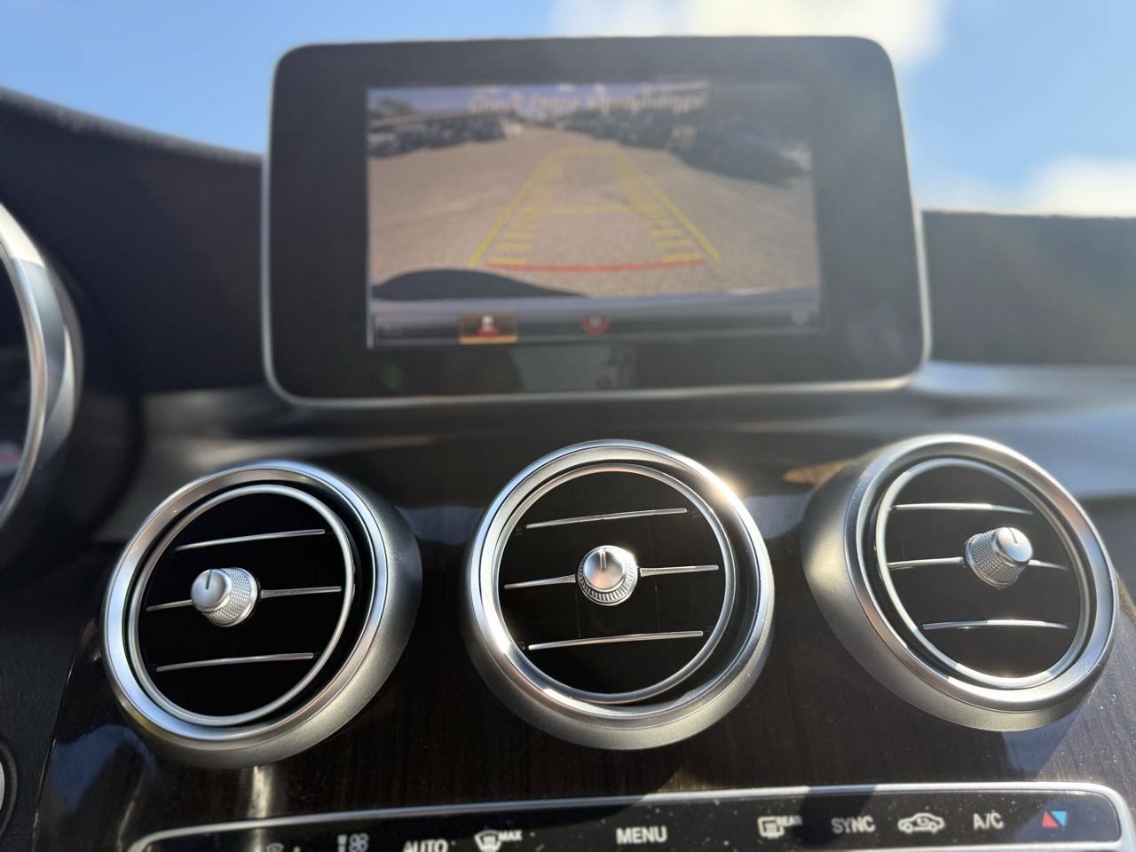 Used 2019 Mercedes-Benz GLC 300 w/ Premium Package image 13