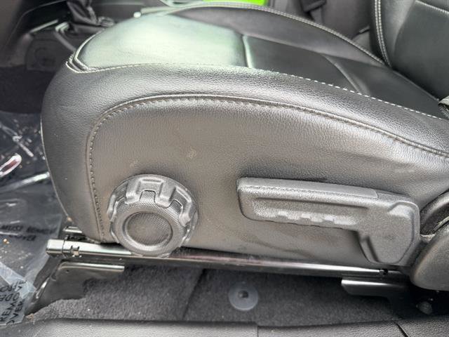 Used 2021 Jeep Wrangler Unlimited Sahara w/ Uconnect 4C Nav & Sound Group AWD/4WD image 27