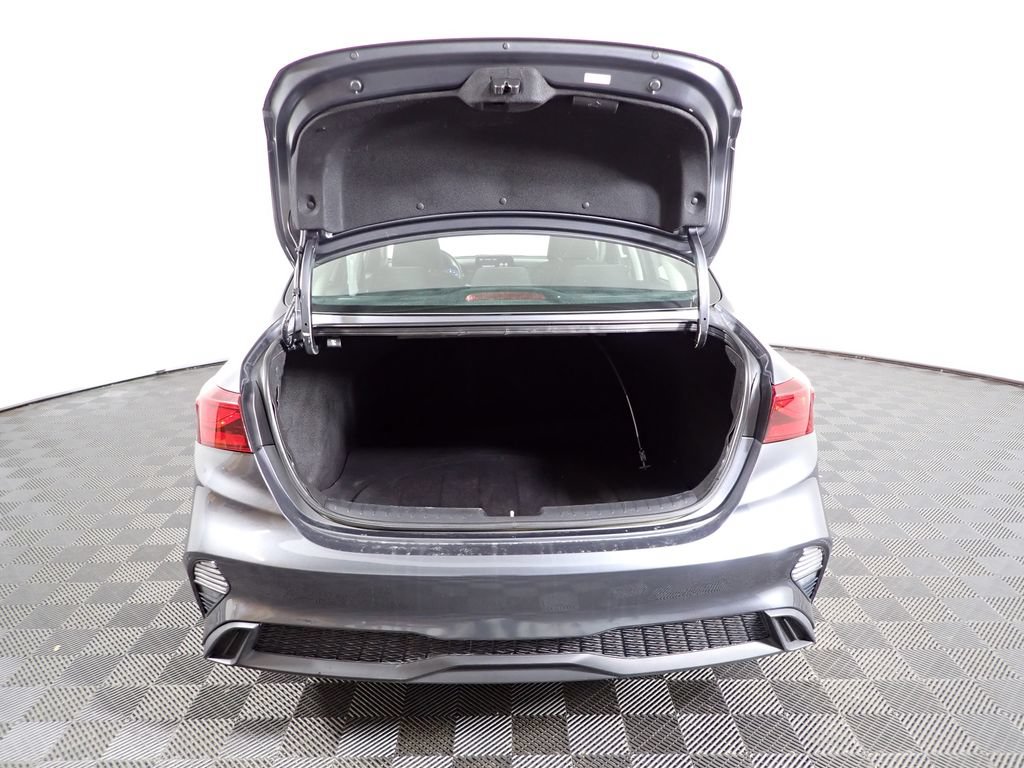 Used 2023 Kia Forte LXS FWD image 13