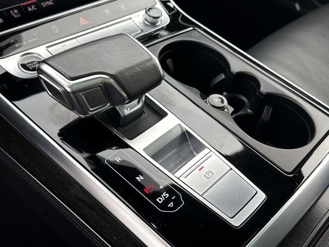 Used 2022 Audi Q7 3.0T Prestige image 19