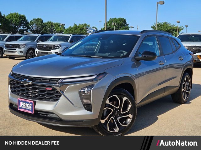 Used 2025 Chevrolet Trax RS