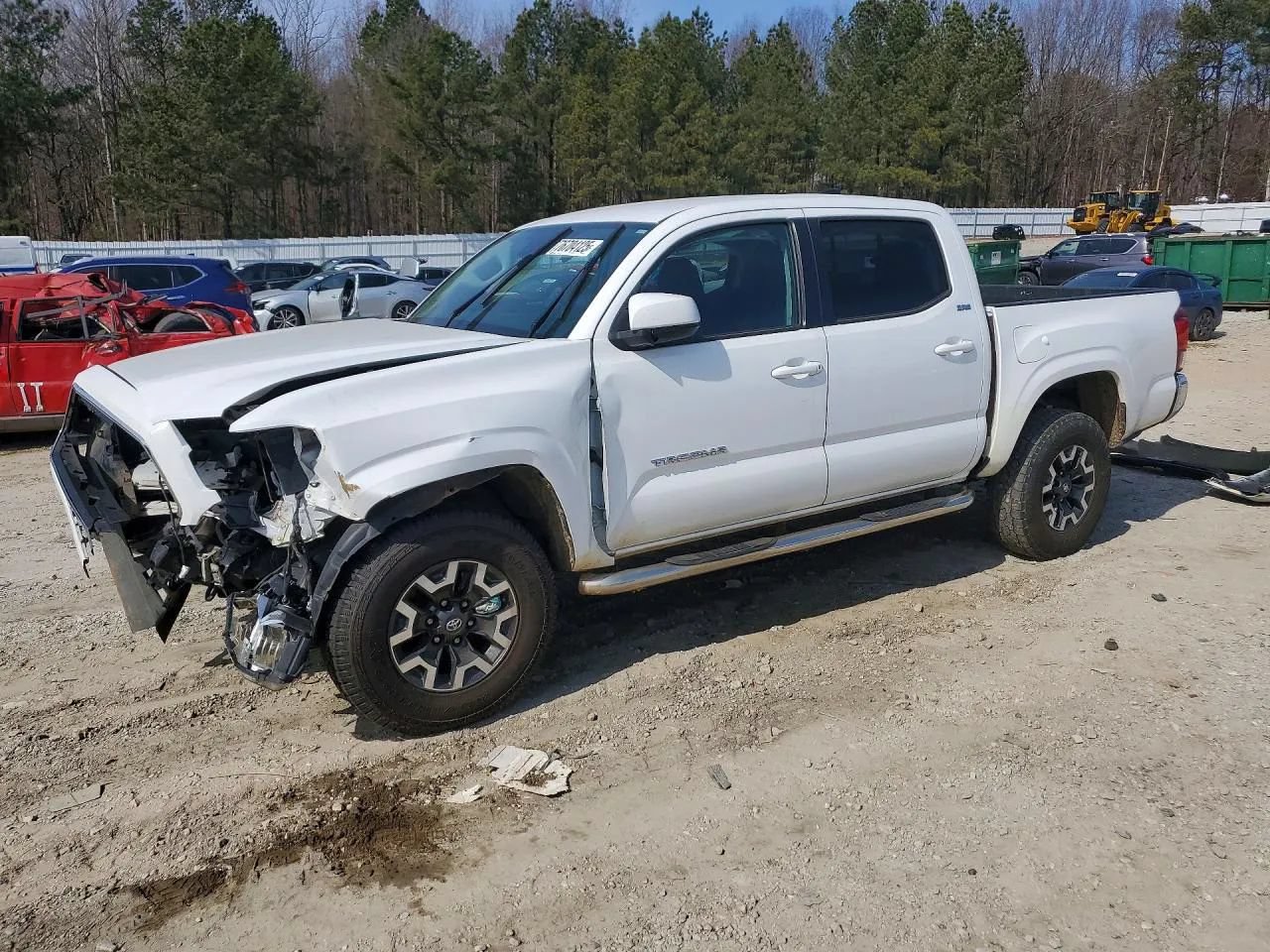 Used 2020 Toyota Tacoma SR5 RWD image 2
