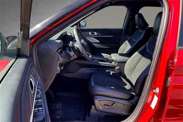 New 2025 Ford Explorer ST w/ Sun And Sound Package image 9