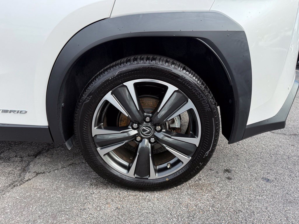 Used 2019 Lexus UX 250h w/ Premium Package AWD/4WD image 24