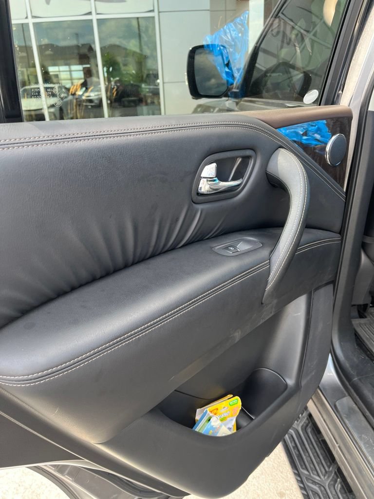 Used 2023 Nissan Armada Platinum w/ Captain's Chairs Package AWD/4WD image 9