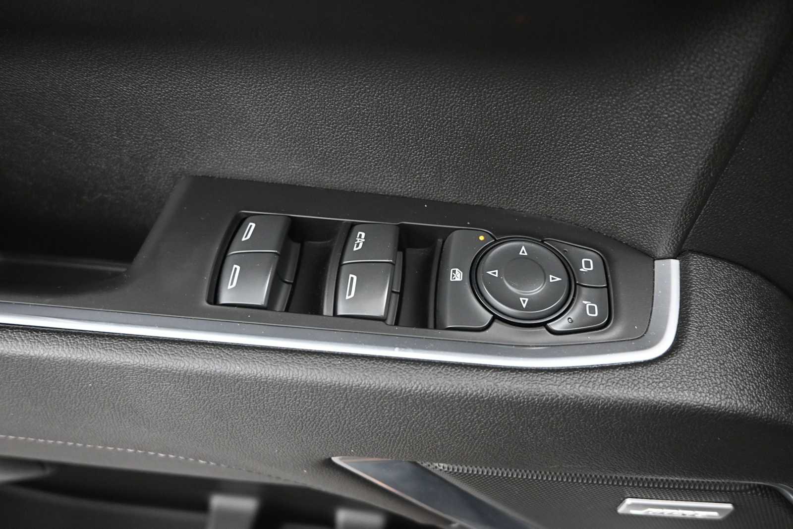 Used 2023 Chevrolet Silverado 1500 RST w/ Redline Edition AWD/4WD image 21