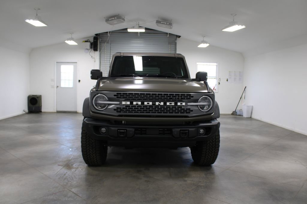 New 2025 Ford Bronco Badlands w/ Matte Film Protection Package image 2