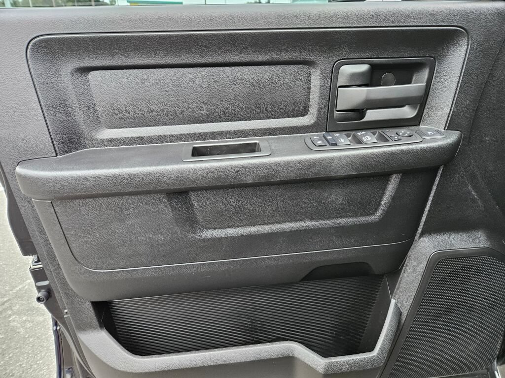 Used 2024 RAM 3500 Tradesman w/ Convenience Group AWD/4WD image 20