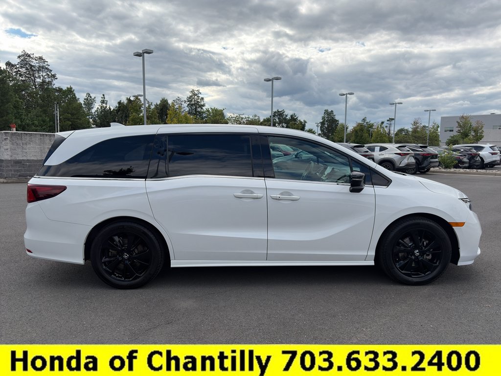 Certified 2023 Honda Odyssey Sport image 8