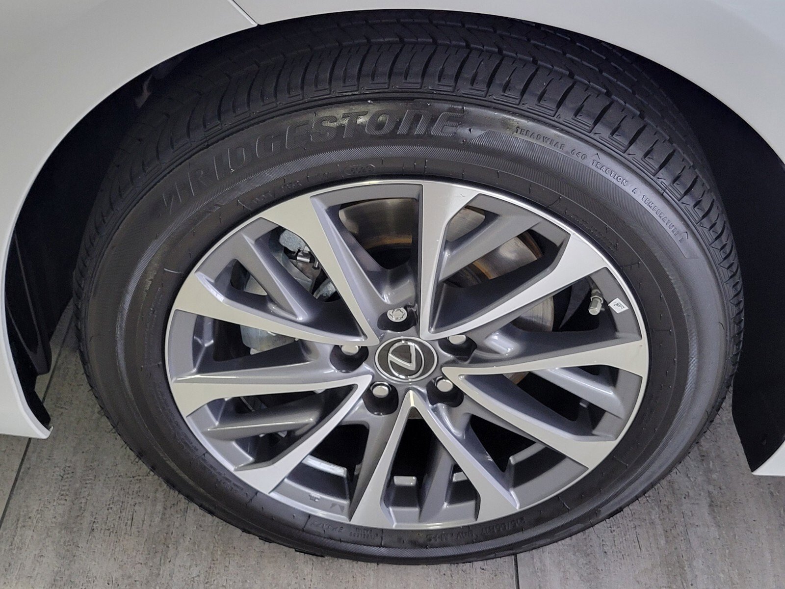 Certified 2025 Lexus ES 350 image 10