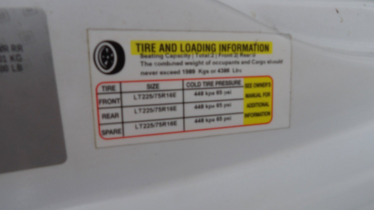 Used 2018 GMC Savana 3500 w/ Power Convenience Package RWD image 8
