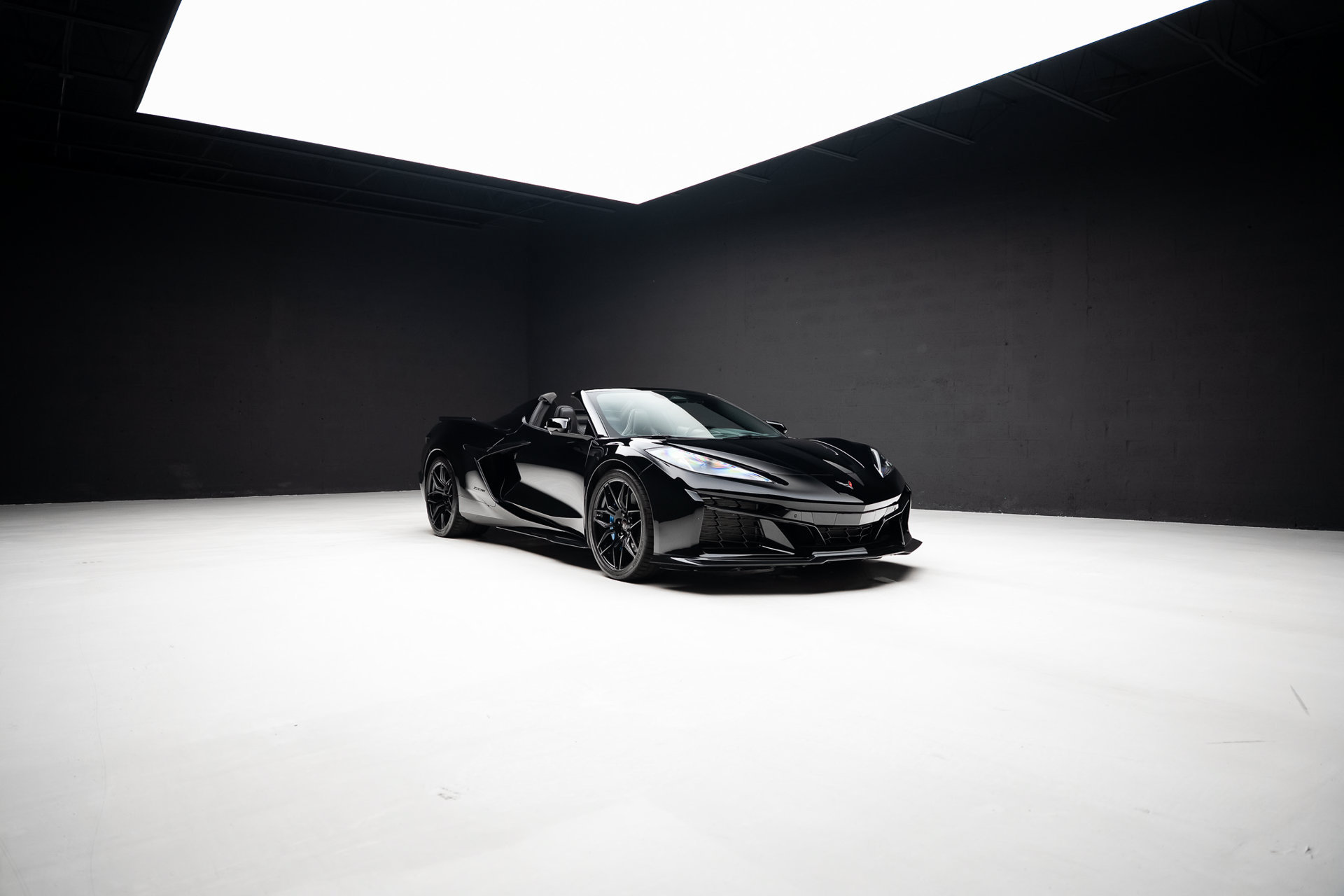Used 2024 Chevrolet Corvette Z06 RWD image 78