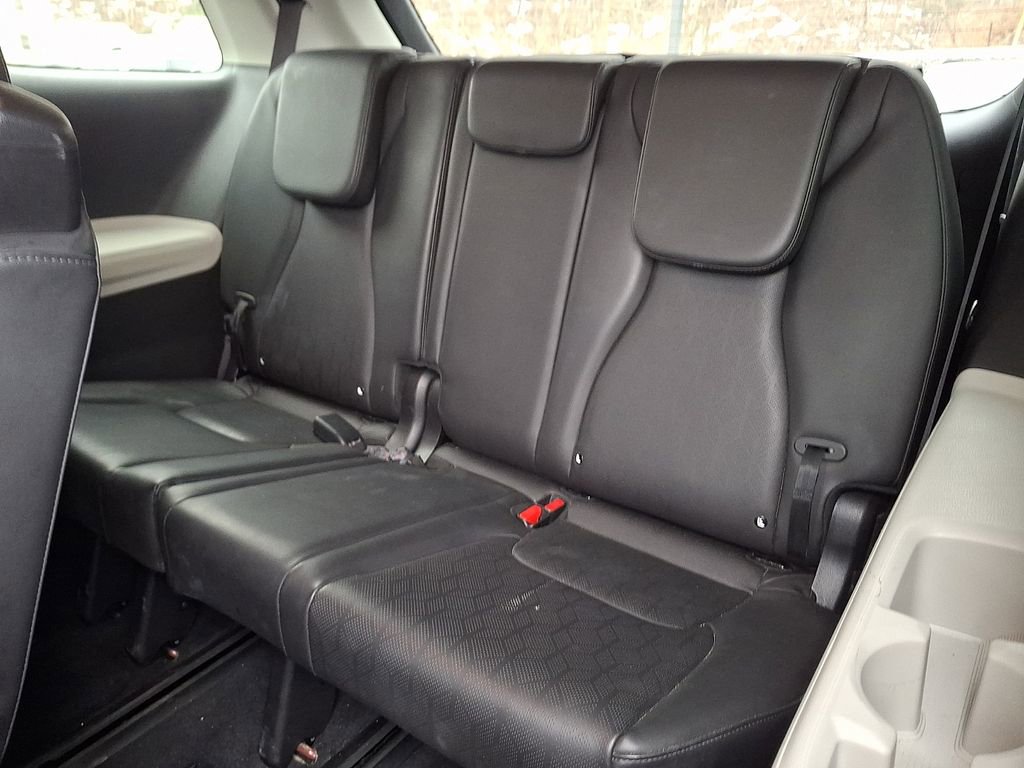 Used 2024 Kia Carnival LX image 15