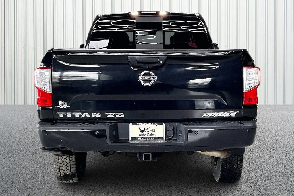 Used 2018 Nissan Titan PRO-4X image 5
