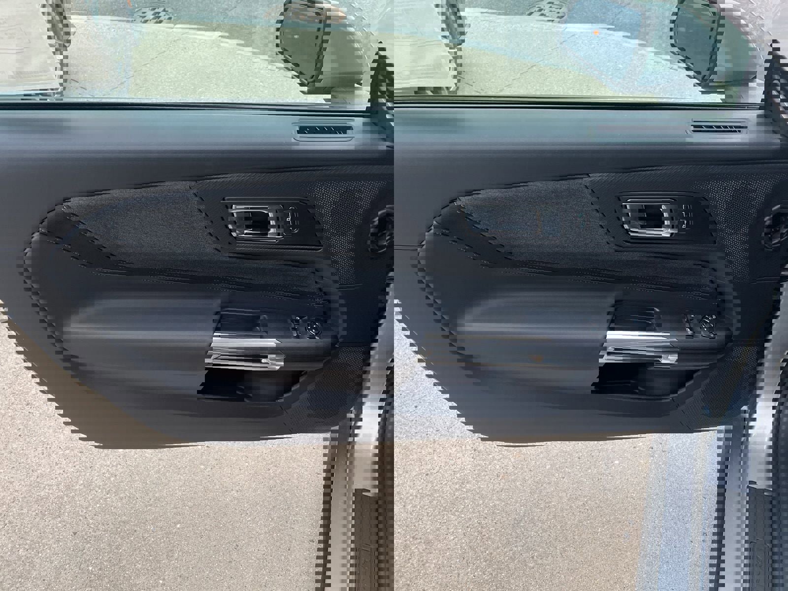 New 2025 Ford Mustang Coupe image 8