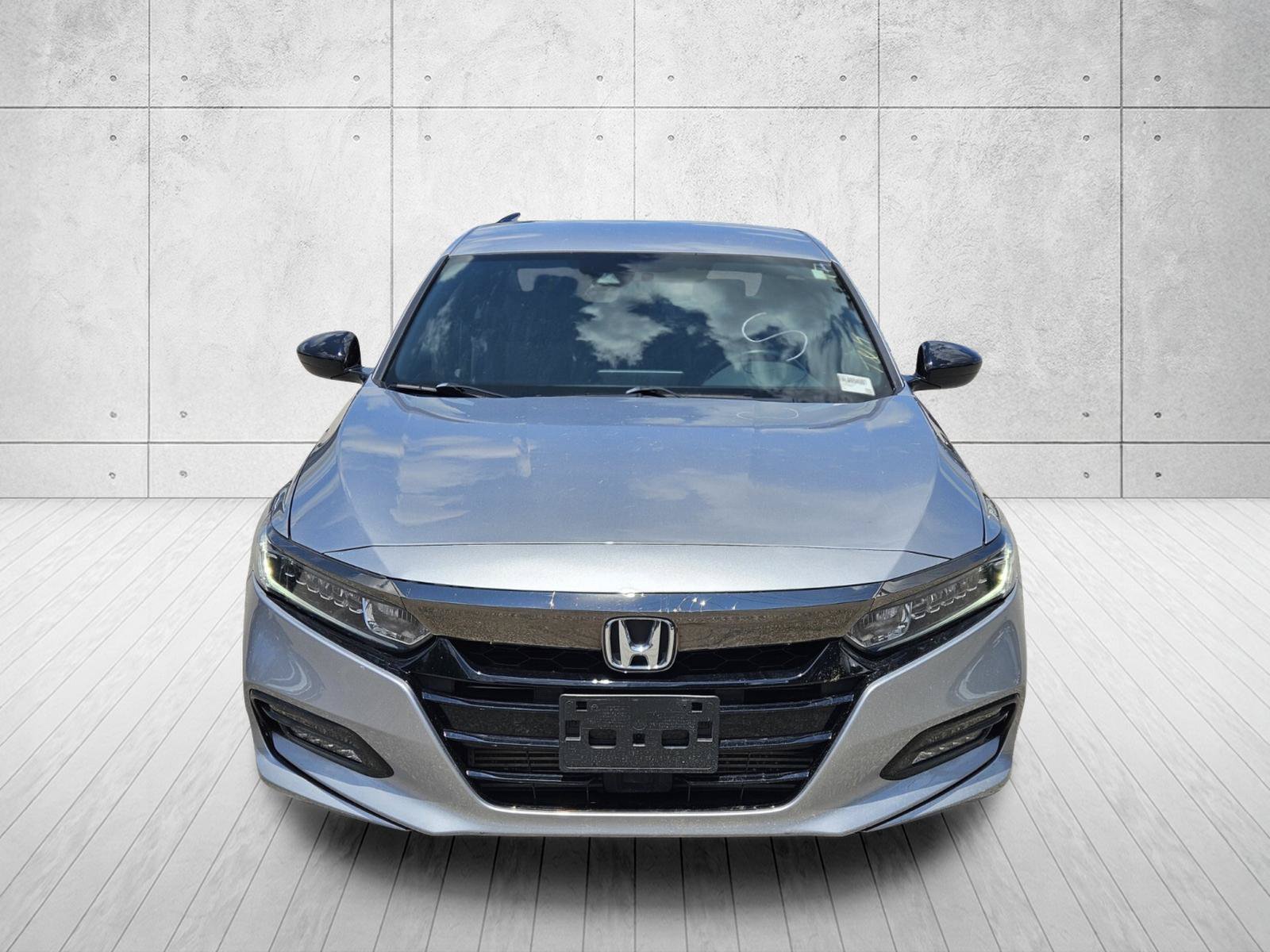 Used 2020 Honda Accord Sport image 2