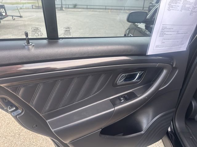 Used 2017 Ford Taurus SHO w/ Driver Assist Package image 15