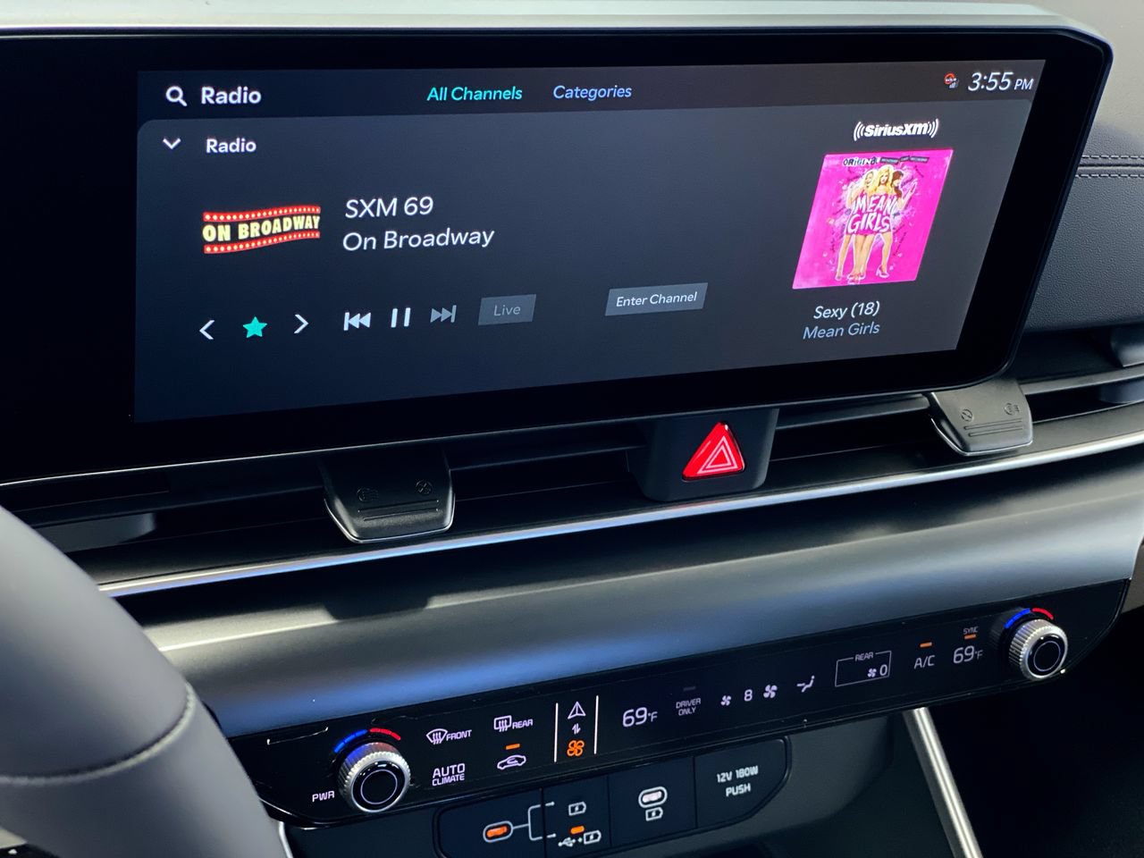 New 2027 Kia Carnival LXS FWD image 26