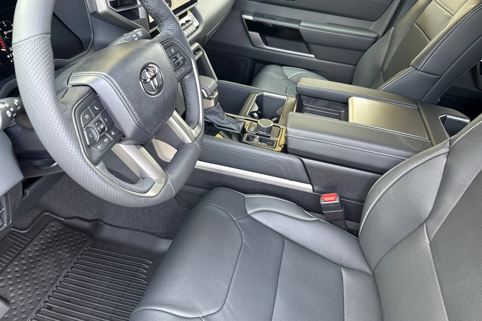New 2026 Toyota Sequoia Limited w/ Tow Technology Package AWD/4WD image 9