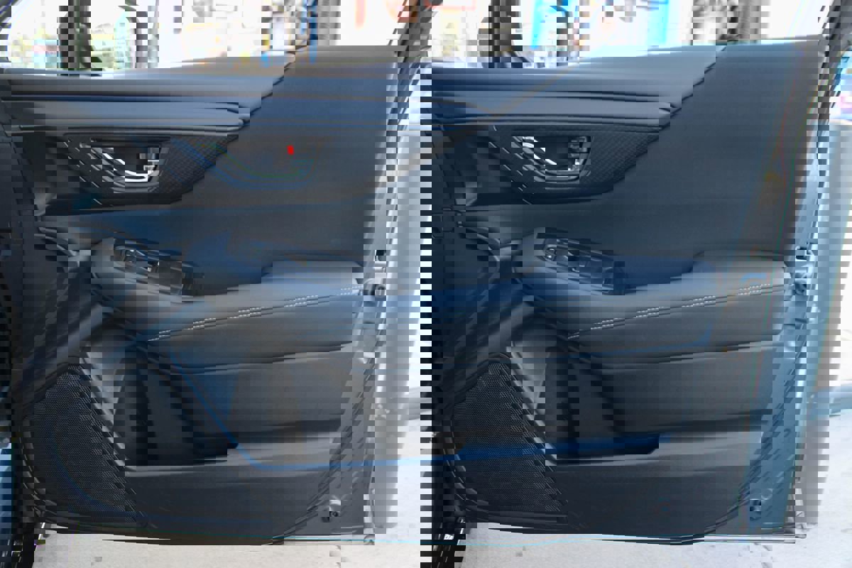 Used 2020 Subaru Legacy Premium image 40