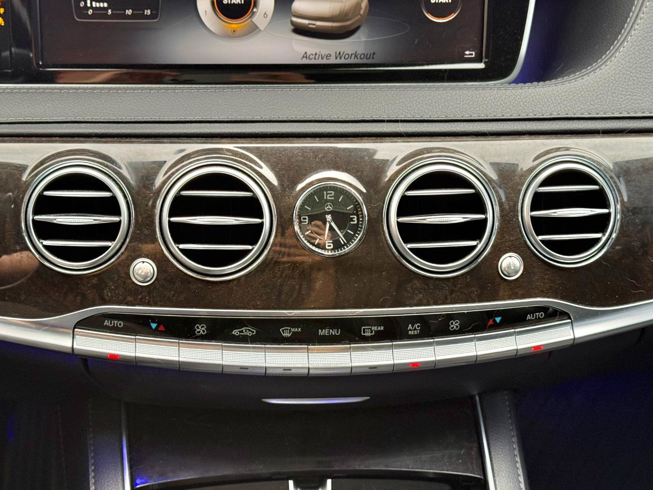 Used 2015 Mercedes-Benz S 550 Sedan image 14
