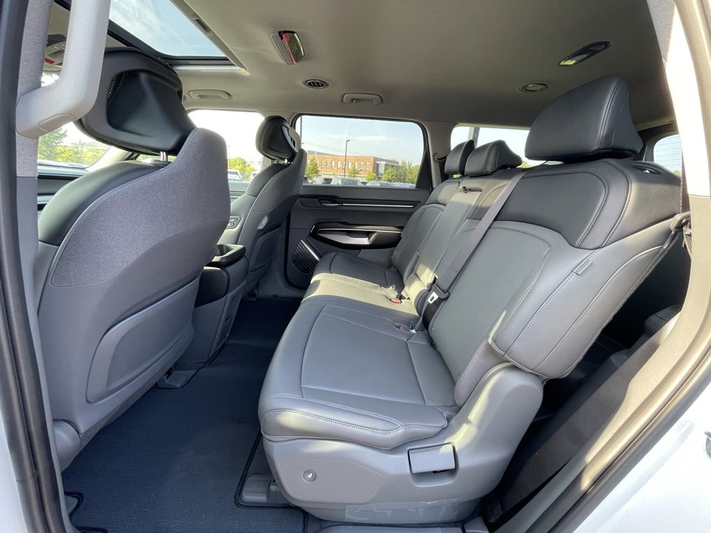 New 2026 Kia EV9 Light image 26