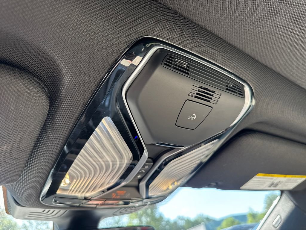 Used 2018 BMW 750i image 31