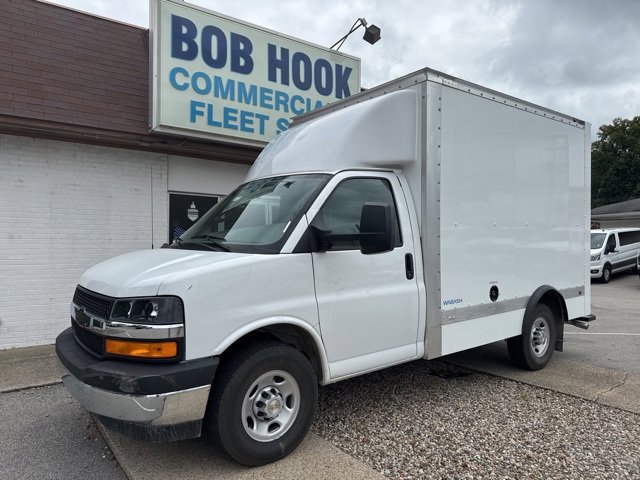 New 2025 Chevrolet Express 3500 w/ Power Convenience Package